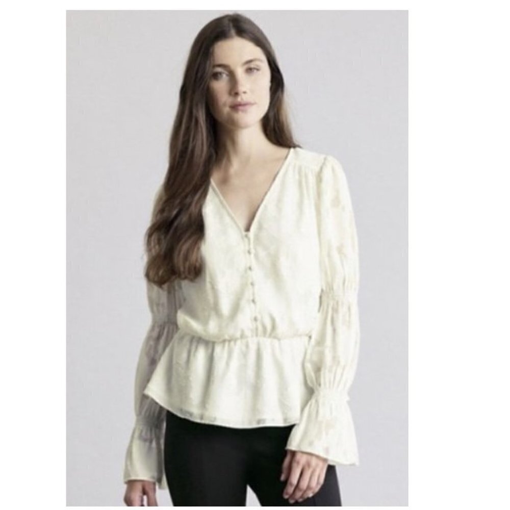 Elizabeth and James White Floral Peplum Peasant Bell Sleeve Blouse